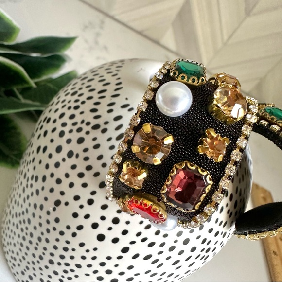 2/$30🌵 Bejeweled Thick Black Hoop Earrings Rhinestone Faux Pearl Royalty NEW - Picture 14 of 16